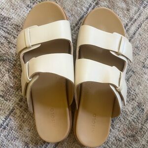 Nisolo Ella Platform Sandals in Bone